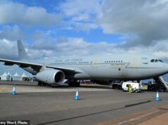 As Malvinas permanecem sem defesas aéreas importantes enquanto a Argentina gasta milhões em aviões de combate e os EUA ameaçam retirar o apoio ao controlo britânico das ilhas.