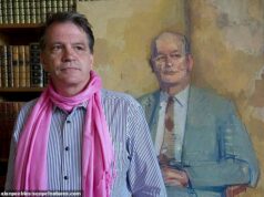 Filho secreto do confidente playboy da princesa Margaret, Lord Glenconner, deixa o cargo de terapeuta para jogos sexuais com paciente