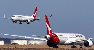 Arquivos internos do governo revelam temores de cancelamentos generalizados de voos e colapso da cadeia de abastecimento em toda a Austrália à medida que a tempestade perfeita chega