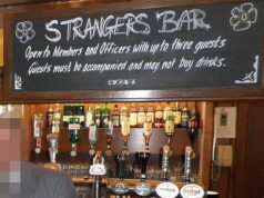 O deputado verde diz que pode ‘cheirar álcool’ em outros políticos enquanto eles vão votar em ataque à ‘cultura do álcool’ dos Commons