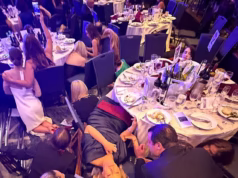 Escondidos debaixo da mesa, temíamos que mais tiros estivessem chegando. Nick Allen fala sobre pânico dentro do salão de baile quando ‘homem armado’ lança ataque frenético em Washington Hilton