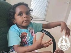 Detetives doentios fazem uma descoberta assustadora em busca da pequena Sharon, de 5 anos, desaparecida – depois que a polícia implora aos moradores locais para verem a ex-namorada violenta segurando sua mão antes de ambos desaparecerem: ‘aterrorizante’