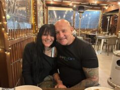 Um júri revelou novas imagens arrepiantes do momento em que a figura do submundo Gavin Preston foi baleada na frente de clientes traumatizados em um movimentado café de Melbourne.