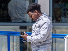 O migrante fugitivo do hotel Bournemouth atacou funcionários da loja Subway e ameaçou clientes – antes de ser pego quando voltou horas depois como motorista do Just Eat