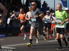 O ‘Hardest Geezer’, que correu por toda a África, lutou contra as alegações de que sua desculpa para a Maratona de Londres estava sendo questionada depois que ele se culpou por perder o tempo alvo no solo no meio da corrida.