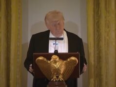 Durante um discurso no Congresso, Trump elogiou o rei Charles por fazer algo que ‘nunca poderia fazer’