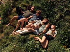 15º aniversário de casamento do Príncipe e da Princesa de Gales com novos retratos de família impressionantes