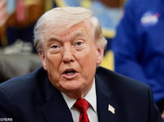 Trump quebra o silêncio sobre a prisão do ‘policial sujo’ James Comey e revela se ele pessoalmente se sentiu ‘ameaçado’ por postagem nas redes sociais
