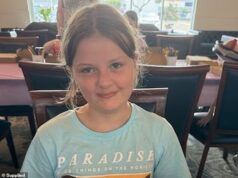 Vítimas do incêndio em Blue Mountain chamadas: Myla, 10, e River, 3, mortas em um incêndio que durou um dia inteiro enquanto a família evacuava para casa