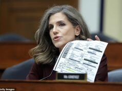 Nancy Mays adia audiência do ‘extorsionista sexual’ Corey Mills para enfrentar acusações horríveis