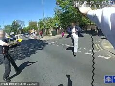 O nível de ameaça terrorista no Reino Unido deverá aumentar na sequência do duplo esfaqueamento de Golders Green