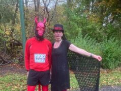 Trabalhador financeiro cristão processado por discriminação religiosa depois que um colega se vestiu de demônio para o Halloween e gritou ‘Oh meu Deus’ ao seu redor