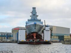 Abandone o ‘vergonhoso’ acordo de rendição de Chagos e use £ 400 milhões para financiar uma nova fragata da Marinha para proteger a Grã-Bretanha, disse Chemie ao Partido Trabalhista