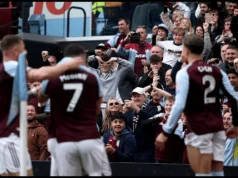 O Man Utd enviará olheiros ao Villa Park esta semana para observar a sensação do ataque em ação, com o Chelsea fazendo o mesmo.