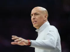 Os Kings esperam manter o HC Doug Christie, apesar do recorde de 22-59 nesta temporada