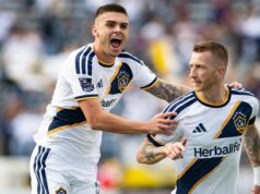 Dois gols de Reus deram ao LA Galaxy uma vitória por 2 a 1 sobre o Real Salt Lake