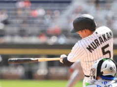 Munetaka Murakami, do White Sox, atinge o 4º HR nos primeiros 8 jogos da MLB, superando o recorde do jogador japonês Shohei Ohtani
