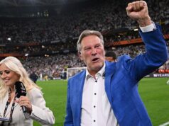 ‘Precisava de um pouco de amor’ – Hoddle se ofereceu para assumir o comando do Spurs