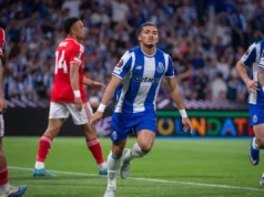 Spurs procuram Porto para reconstrução de verão