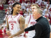 Mesa redonda da equipe: Se você pudesse manter 2 jogadores do elenco da temporada passada, quem seriam eles?