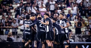 Cinco equipes estão empatadas em pontos no topo da tabela da Série B