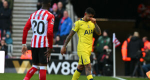 Que queda, hein? Em queda livre na PL, Tottenham perdeu capitão 😨