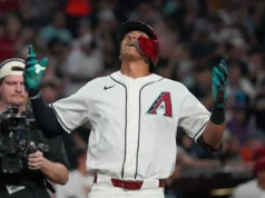 Jose Fernandez faz 2 home runs na estreia na MLB e lidera os Diamondbacks na vitória sobre os Tigers por 7-5