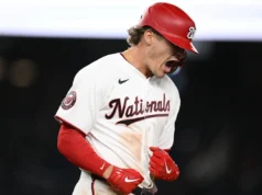 Wood, Hawes e Abrams marcam o 8º para levar os Nationals à vitória por 9-6 sobre os Cardinals.