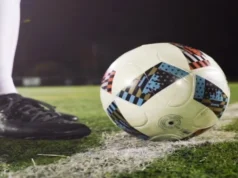 O segredo por trás do chute de bicicleta no futebol