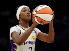 Sky adquire Rickia Jackson da Sparks, supostamente em troca de Ariel Atkins