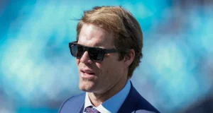 Greg Olsen discute o crescimento da Tight End University em seu 6º ano