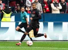 Relatório: Liverpool pressiona para contratar meio-campista da Bundesliga