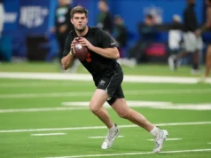 LSU QB Garrett Nussmeier desliza da terceira rodada, permanece disponível