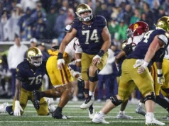 Esperando pacientemente pelo fim da temporada do NFL Mock Draft