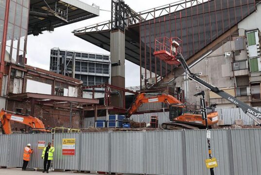 Villa fechará a arquibancada norte na próxima temporada – dê a sua opinião