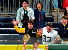 Nathan Church rouba outro home run, desta vez dando aos Cardinals a vitória sobre os Pirates