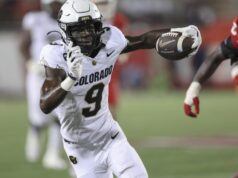 Os Broncos tentaram adicionar mais 3 jogadores não draftados (dois de escolas locais), mas perderam