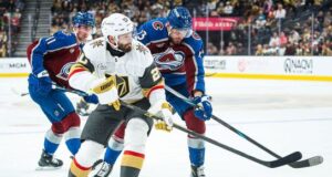 Os Golden Knights têm a chance de garantir uma vaga nos playoffs contra o Avalanche