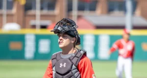 O beisebol de Maryland abandonou a série em Iowa após uma derrota por 14-4 e 5-2