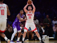 Olhando para o Thunder, o Rockets manteve a temporada viva com uma vitória no jogo 5 sobre o Lakers