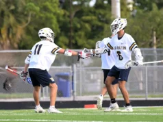 O lacrosse masculino de Boca Raton derrota o rival da cidade para ganhar o título distrital
