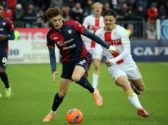 Inter de Milão 3-0 Cagliari – O técnico dos Nerazzurri e a estrela da França conversam com a estrela da Itália após a partida