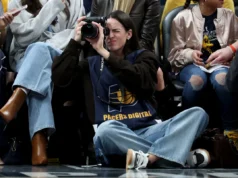 Caitlin Clark mostra habilidades fotográficas e diz que é a ‘melhor jogadora de transição da liga’ no Fever Media Day