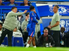 O chefe interino do Chelsea evita habilmente perguntas sobre o comportamento desrespeitoso de sua equipe