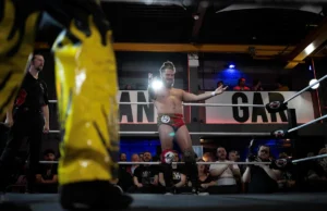 Como as férias de primavera de Joey Jenella se tornaram a principal atração da semana da WrestleMania? Uma partida ‘turbulenta’ de cada vez