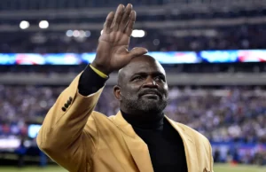 Lenda do New York Giants, Lawrence Taylor permanece hospitalizado