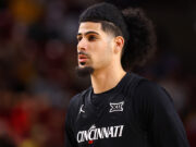 O guarda de transferência de Cincinnati, Shawn Abaev, se comprometeu com o estado da Flórida