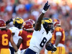 Ojo: Brad Holmes, Leões finalmente atacam Derrick Moore, de Michigan