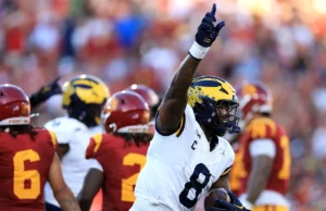 Ojo: Brad Holmes, Leões finalmente atacam Derrick Moore, de Michigan