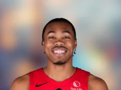 Scotty Burns cai 23 pontos, nove rebotes e seis assistências enquanto o Raptors empata a série contra o Cleveland